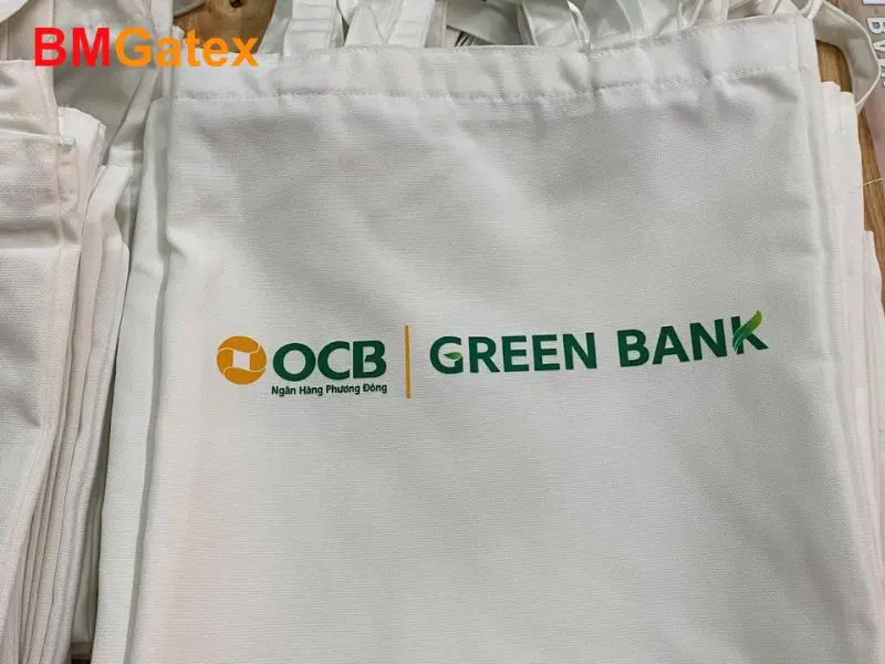 Các mẫu balo quà tặng ngân hàng được ưa chuộng nhất hiện nay
